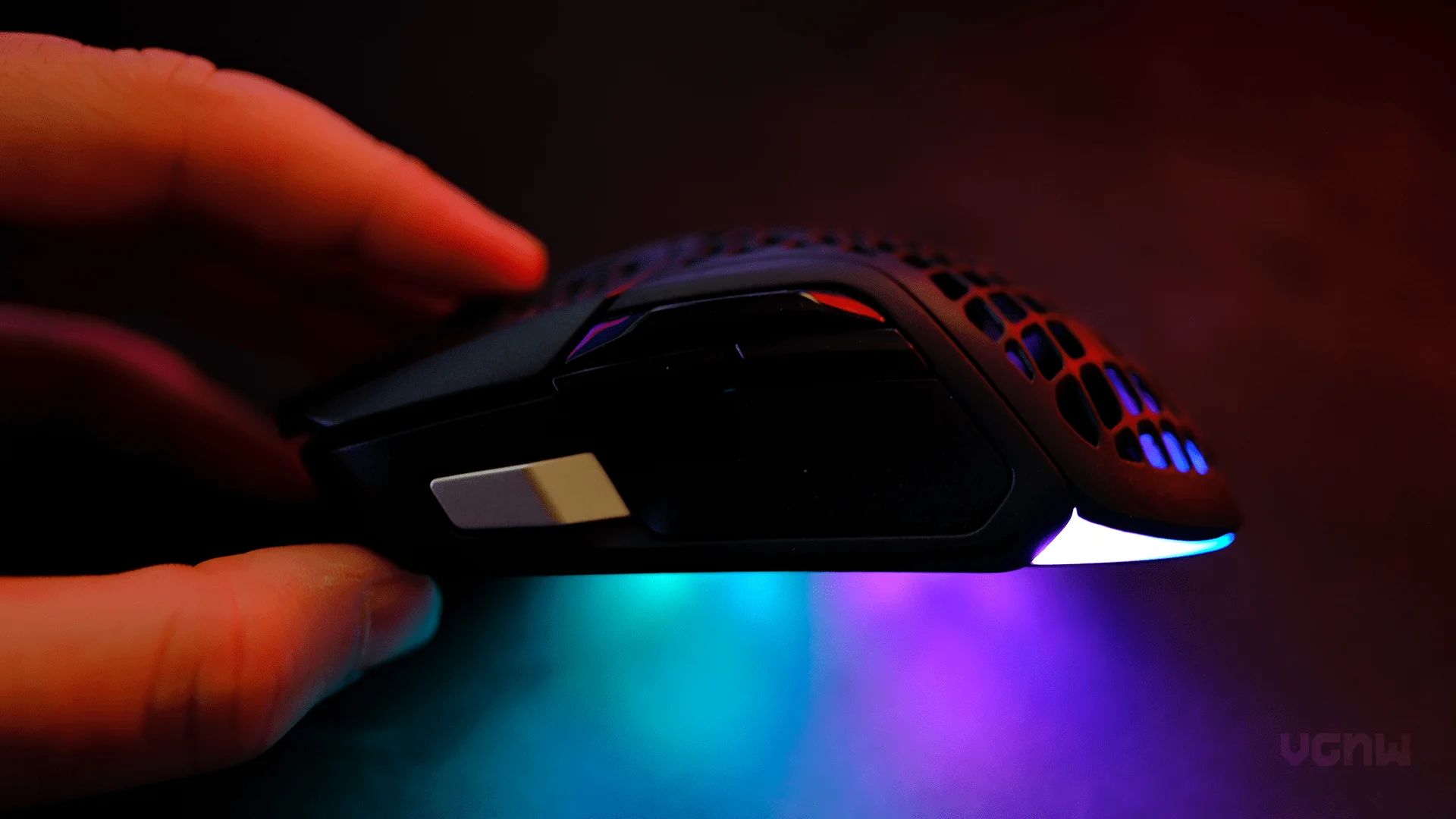 SteelSeries-Aerox5-Wireless-İncelemesi-2-min.webp